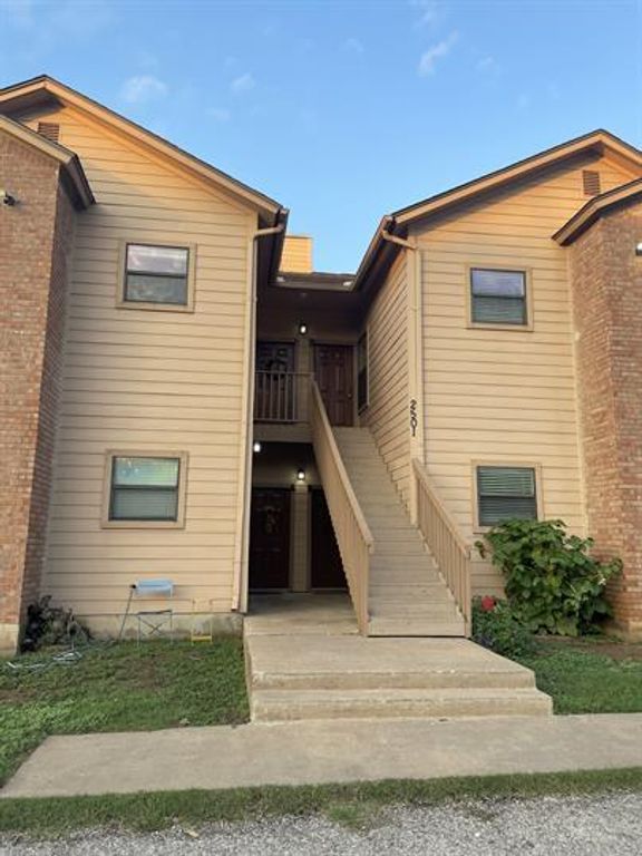 2501 W Slaughter LN C, Austin, TX 78748