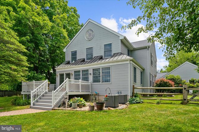 9 MILLS CT, Flemington, NJ 08822