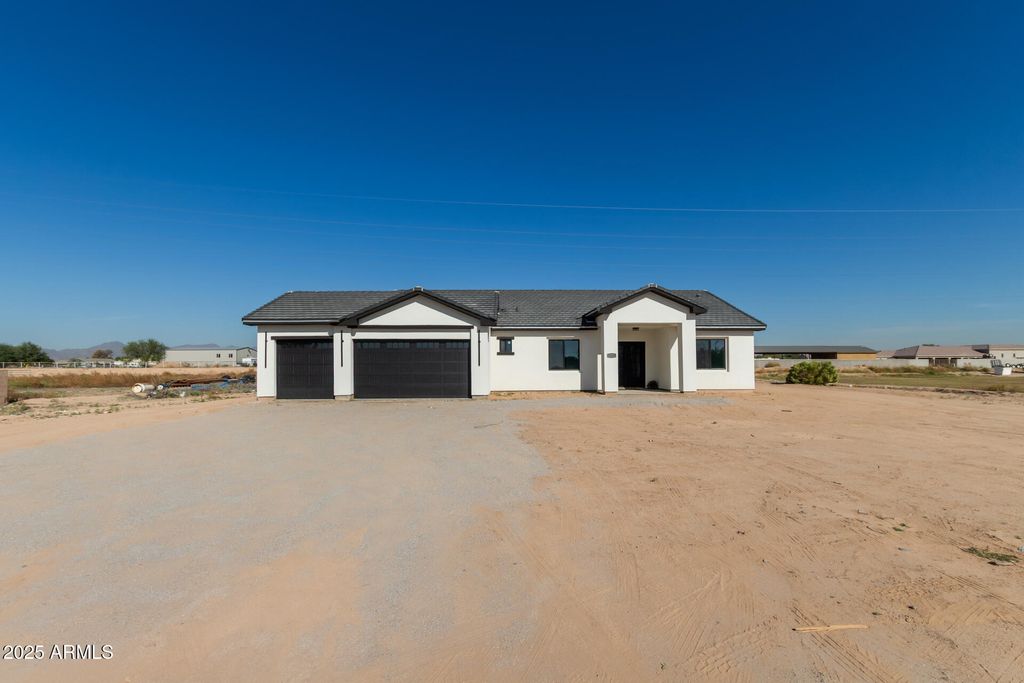 3219 S 198TH Lane, Buckeye, AZ 85326