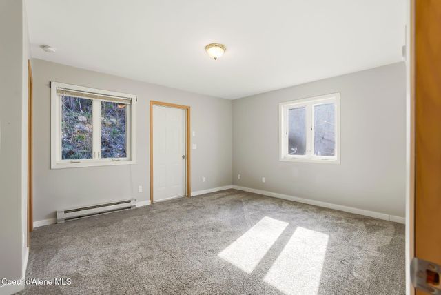2899 Upper Pack River RD, Sandpoint, ID 83864