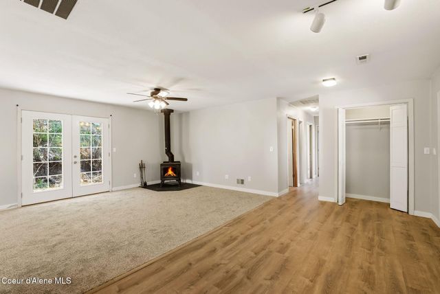 2899 Upper Pack River RD, Sandpoint, ID 83864