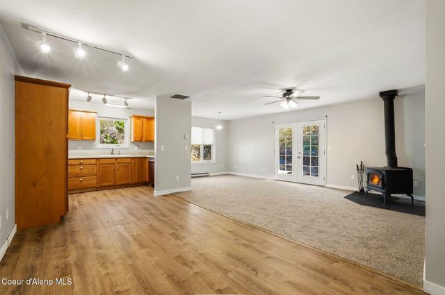 2899 Upper Pack River RD, Sandpoint, ID 83864