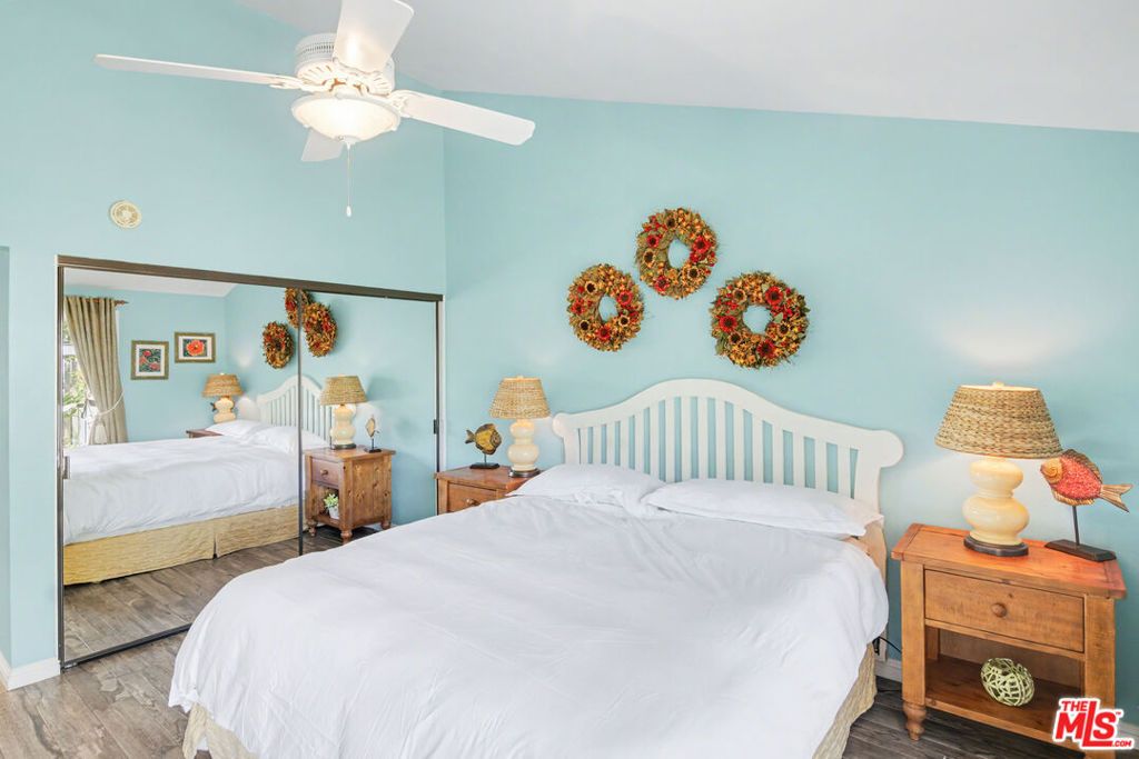 Image 10 of property listing at 19525 Starfish Lane, Huntington Beach, CA 92648