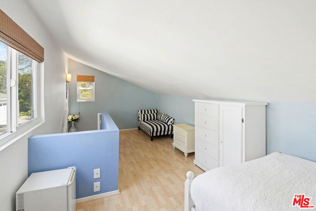 Image 17 of property listing at 19525 Starfish Lane, Huntington Beach, CA 92648