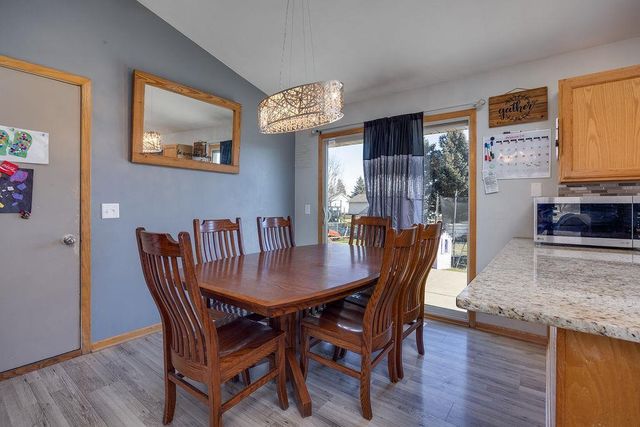 2210 N Wright Road, Janesville, WI 53546