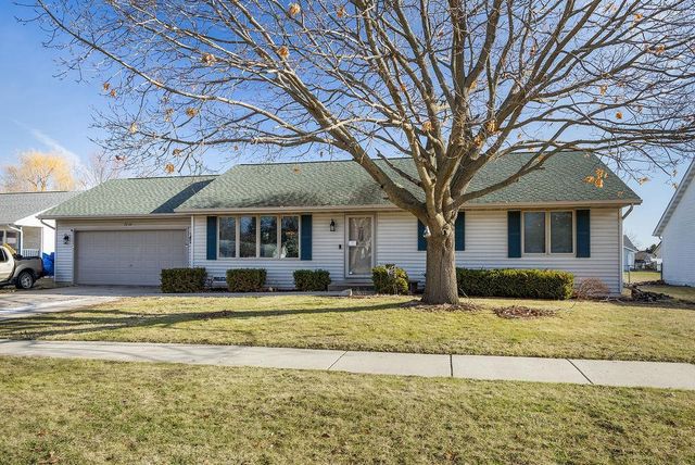 2210 N Wright Road, Janesville, WI 53546