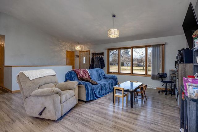 2210 N Wright Road, Janesville, WI 53546