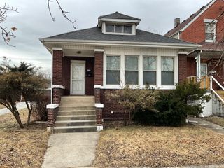 651 Douglas Avenue, Calumet City, IL 60409