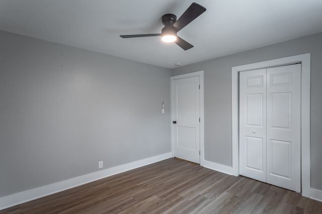 430 Montclair Dr, Rossville, GA 30741