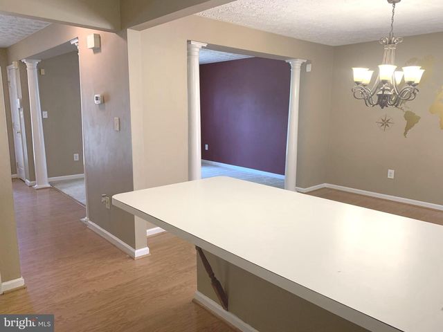 7931 CARRIAGE DR, Severn, MD 21144