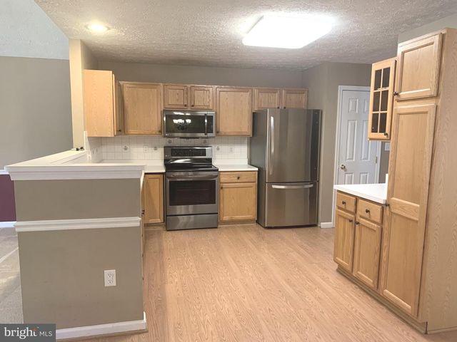 7931 CARRIAGE DR, Severn, MD 21144