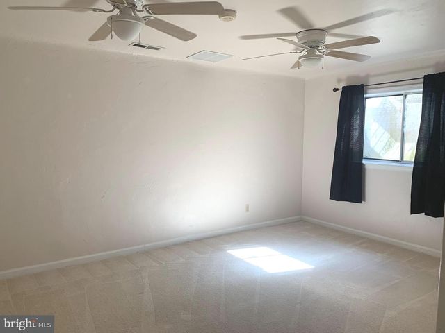 7931 CARRIAGE DR, Severn, MD 21144