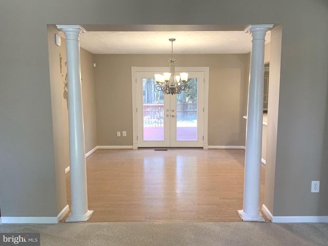 7931 CARRIAGE DR, Severn, MD 21144