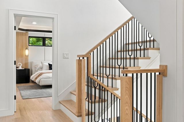 212-214 Auburn 214, Newton, MA 02466