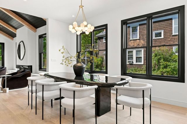 212-214 Auburn 214, Newton, MA 02466