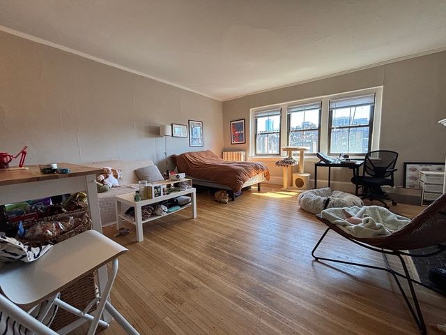 98 Charles St. 15, Boston, MA 02114