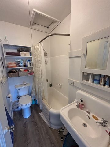 98 Charles St. 15, Boston, MA 02114