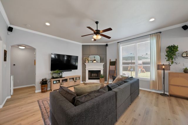 7817 Black Willow Lane, Arlington, TX 76002