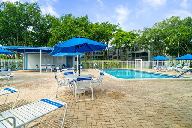 9080 Lime Bay Boulevard 309, Tamarac, FL 33321