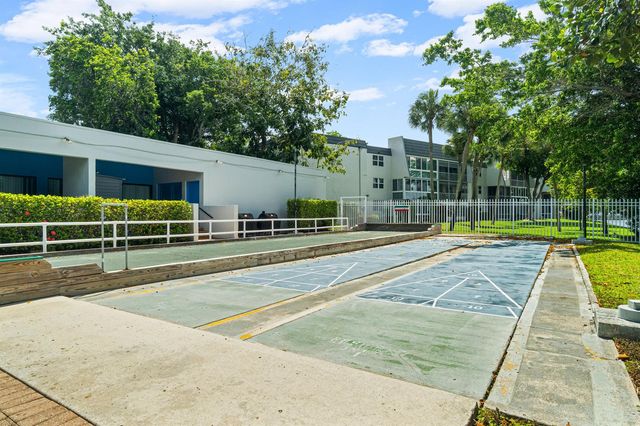9080 Lime Bay Boulevard 309, Tamarac, FL 33321