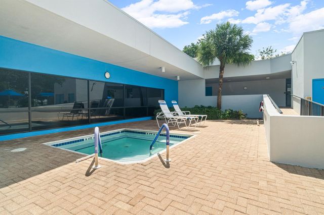 9080 Lime Bay Boulevard 309, Tamarac, FL 33321