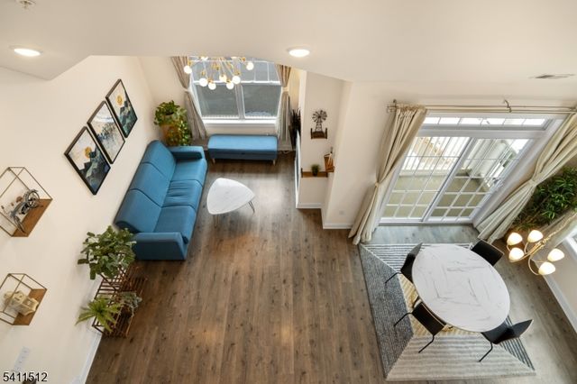 101 Autumn Ct, Little Falls Twp., NJ 07424