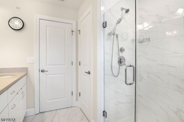 101 Autumn Ct, Little Falls Twp., NJ 07424