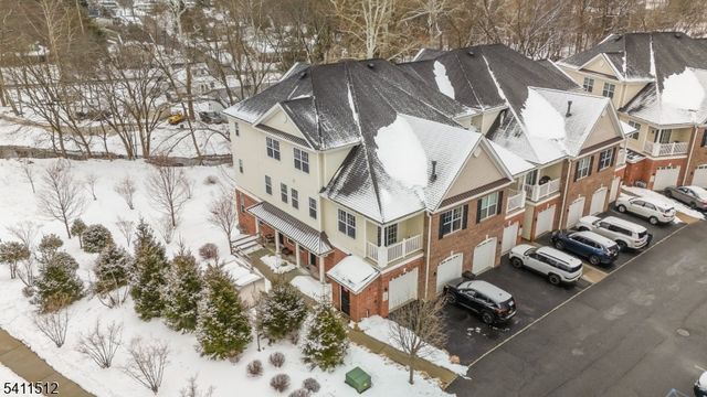 101 Autumn Ct, Little Falls Twp., NJ 07424