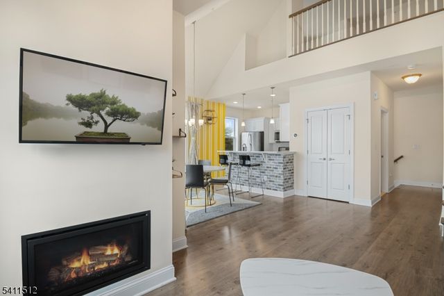 101 Autumn Ct, Little Falls Twp., NJ 07424