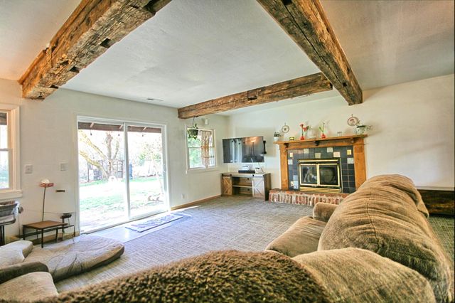 3356 Little Applegate Road, Jacksonville, OR 97530