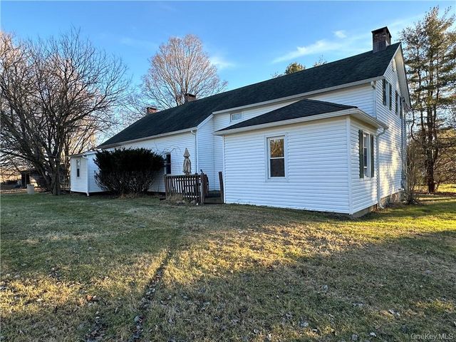 15 Kelly Lane D, Pine Bush, NY 12566