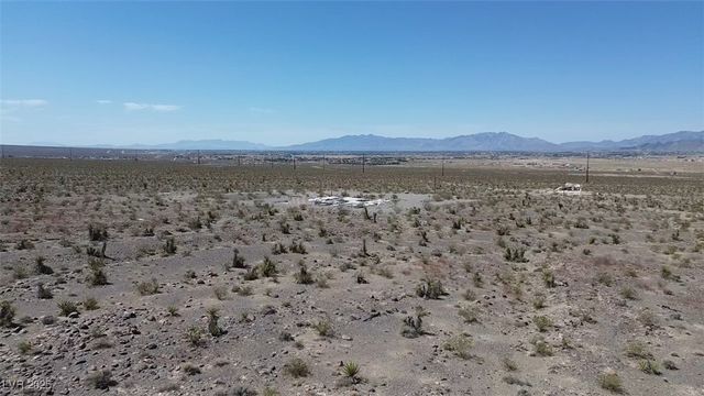 7601 North Blagg Road, Pahrump, NV 89060