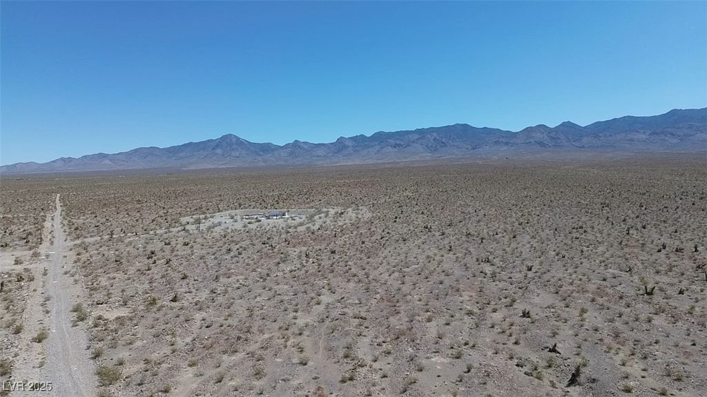 7601 North Blagg Road, Pahrump, NV 89060