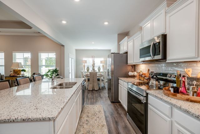 634 Spring Hill Dr lot 08, Smyrna, TN 37167