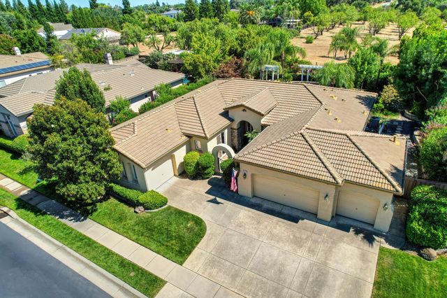 9341 Courtney Way, Roseville, CA 95747