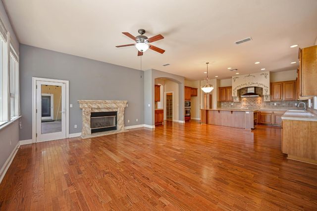 9341 Courtney Way, Roseville, CA 95747