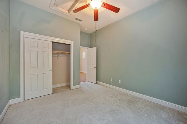 9341 Courtney Way, Roseville, CA 95747