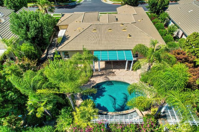 9341 Courtney Way, Roseville, CA 95747