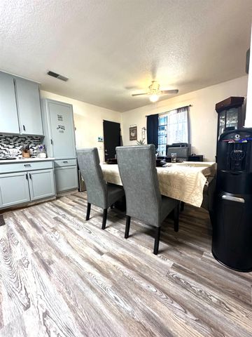 1165 Boxwood Way, Turlock, CA 95380