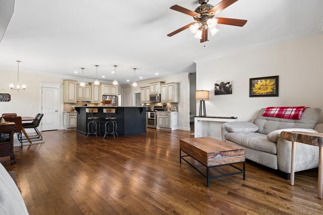 804 Twin View Dr, Murfreesboro, TN 37128