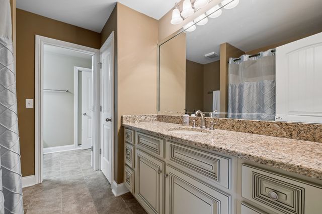 804 Twin View Dr, Murfreesboro, TN 37128