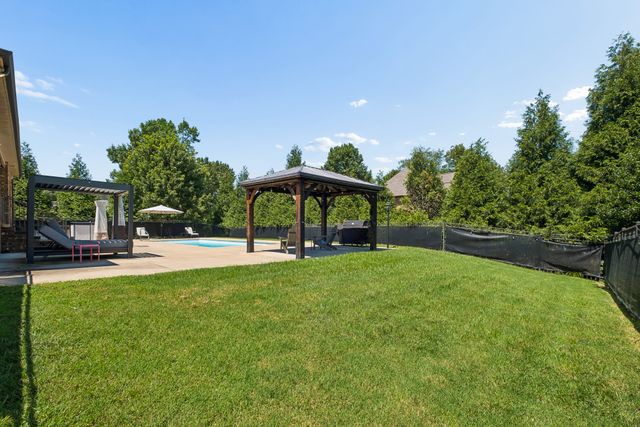 804 Twin View Dr, Murfreesboro, TN 37128