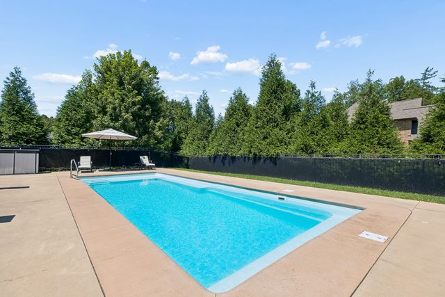 804 Twin View Dr, Murfreesboro, TN 37128