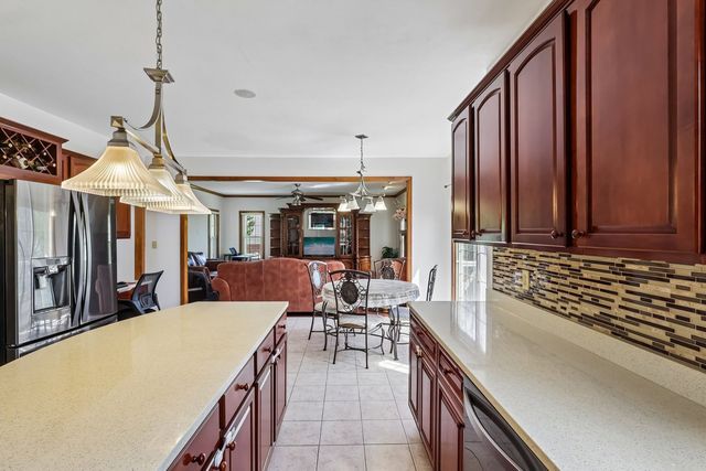 1605 Franklin FIELDS, Franklin Park, PA 15143