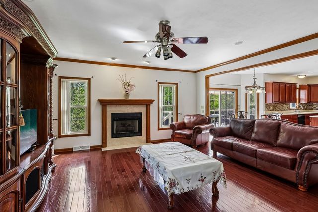 1605 Franklin FIELDS, Franklin Park, PA 15143