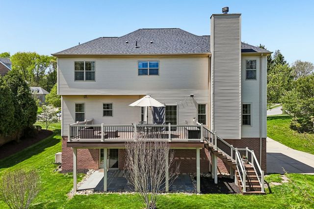 1605 Franklin FIELDS, Franklin Park, PA 15143