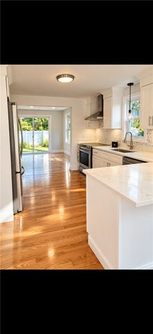 36 Allendale Avenue, North Providence, RI 02911