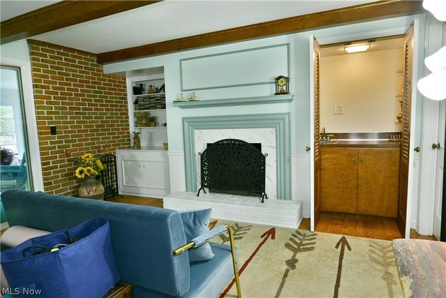 4810 Logan Way, Hubbard, OH 44425