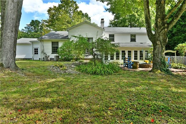 4810 Logan Way, Hubbard, OH 44425