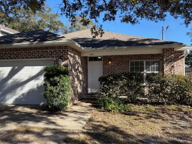 299 Niceville Avenue, Niceville, FL 32578